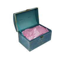 039912 Коробка подарочная, №2 24х16х14.5 см. сундук синий +бумага тишью 3392