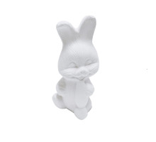 Figura din gips "Iepure cu morcov"