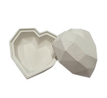 Figurina din gips,cutiuta p/u bijuterii "Inima geometrica" 2 piese, 7*7*5cm. CM*8790
