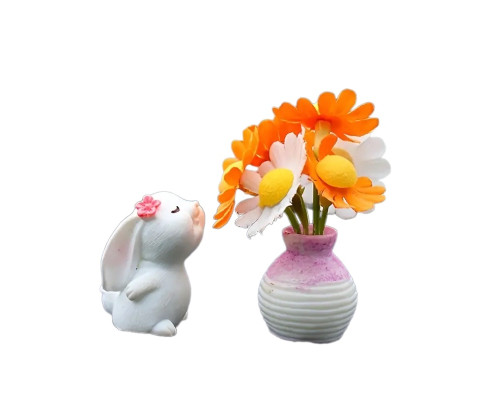 Гипсовая фигурка "Влюбленная зайкa с цветочком" h 6cm, CM*