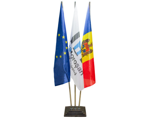 Suport pentru 3 drapele, h-2,20m. CM* Suport pentru 3 drapele, h-2,20m. CM*