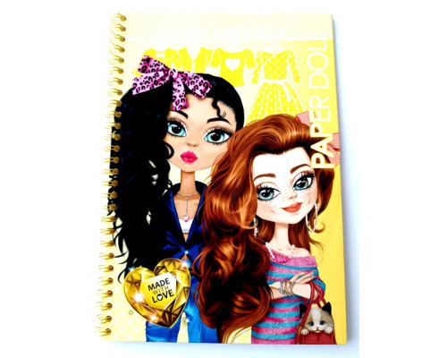 Раскраска B5, 16 л., спираль "Кукла с одеждой" 23191 (20)