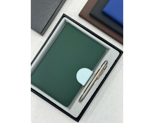 Set agenda nedatata cu magnet + pix in cutie, 4 culori, S19-66 (60)