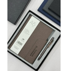 Set agenda nedatata cu magnet + pix in cutie, 4 culori, S19-73 (40)