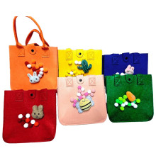 Geanta pentru copii 23х23x12 cm, fetru cu pompoane, asorti, S18-7