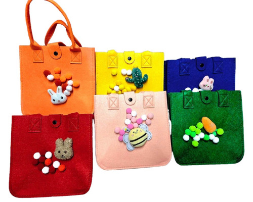 Geanta pentru copii 23х23x12 cm, fetru cu pompoane, asorti, S18-7