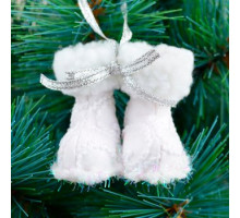 Новогодняя подвеска "Сапожки", белая, 5 см, Yes 973457