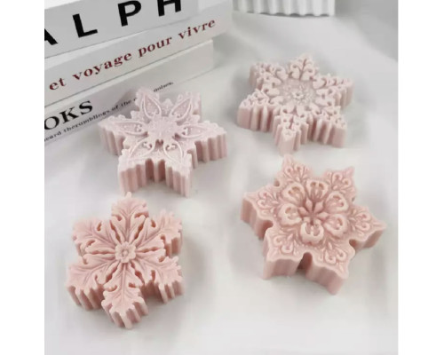 Lumanare parfumată Fulg 8x3cm, (diverse culori și arome) SA54